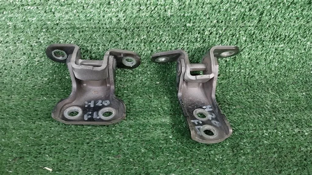 Б.у. петля двери TOYOTA VILLEFIRE H20 TOYOTA VILLEFIRE H20
