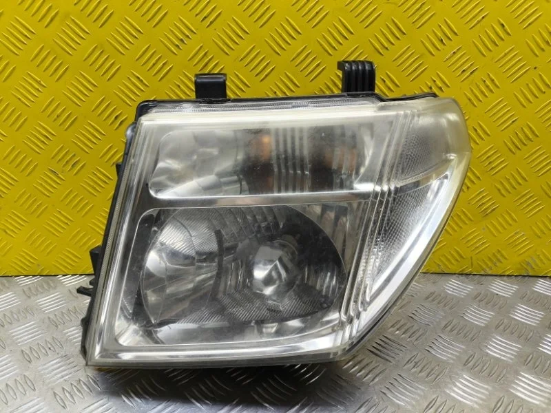 Фара левая Nissan Pathfinder (R51M) 2004-2013 2006 Внедорожник