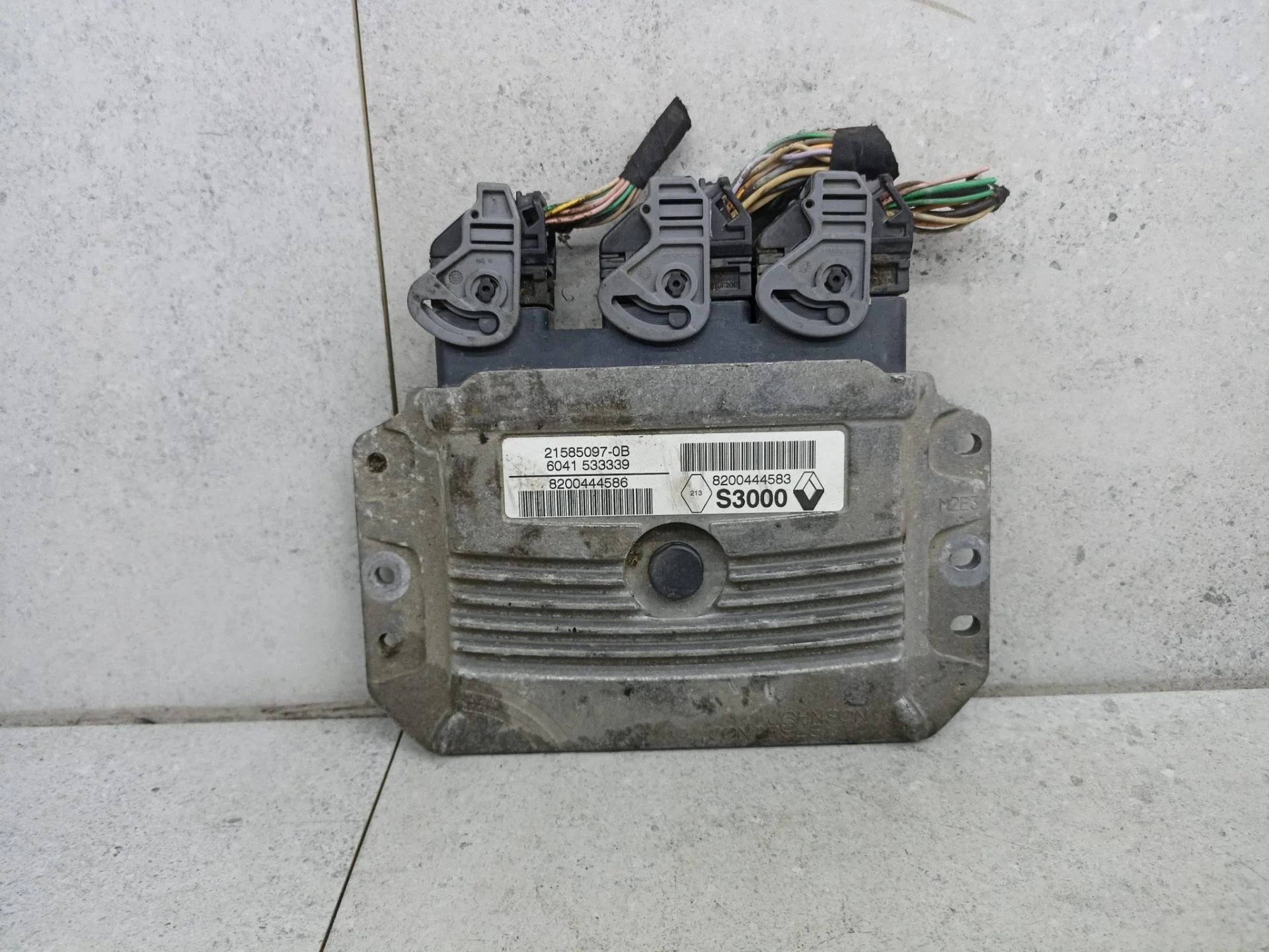 Блок управления двигателем Renault Laguna 2 2005