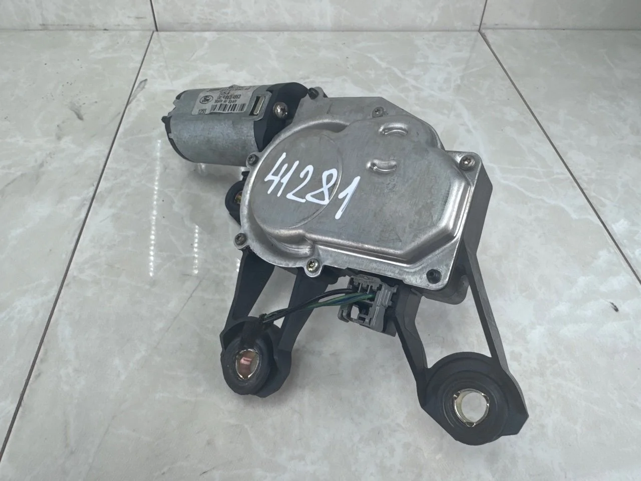 Моторчик дворника Ford Fusion Cbk 2002-2012 1422314, задний