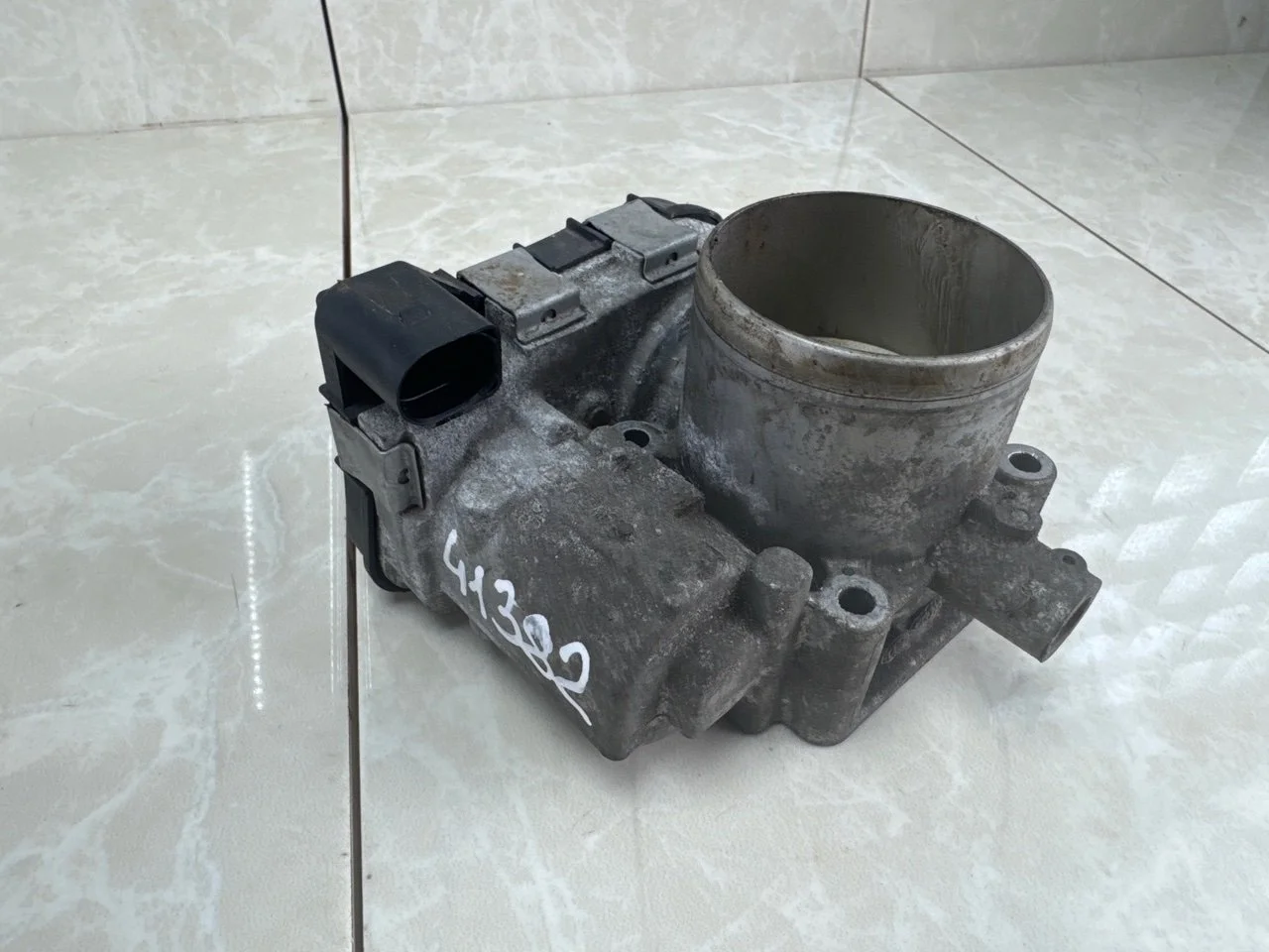 Дроссельная заслонка Skoda Fabia 2 2007-2015 03F133062 1.2 CBZ