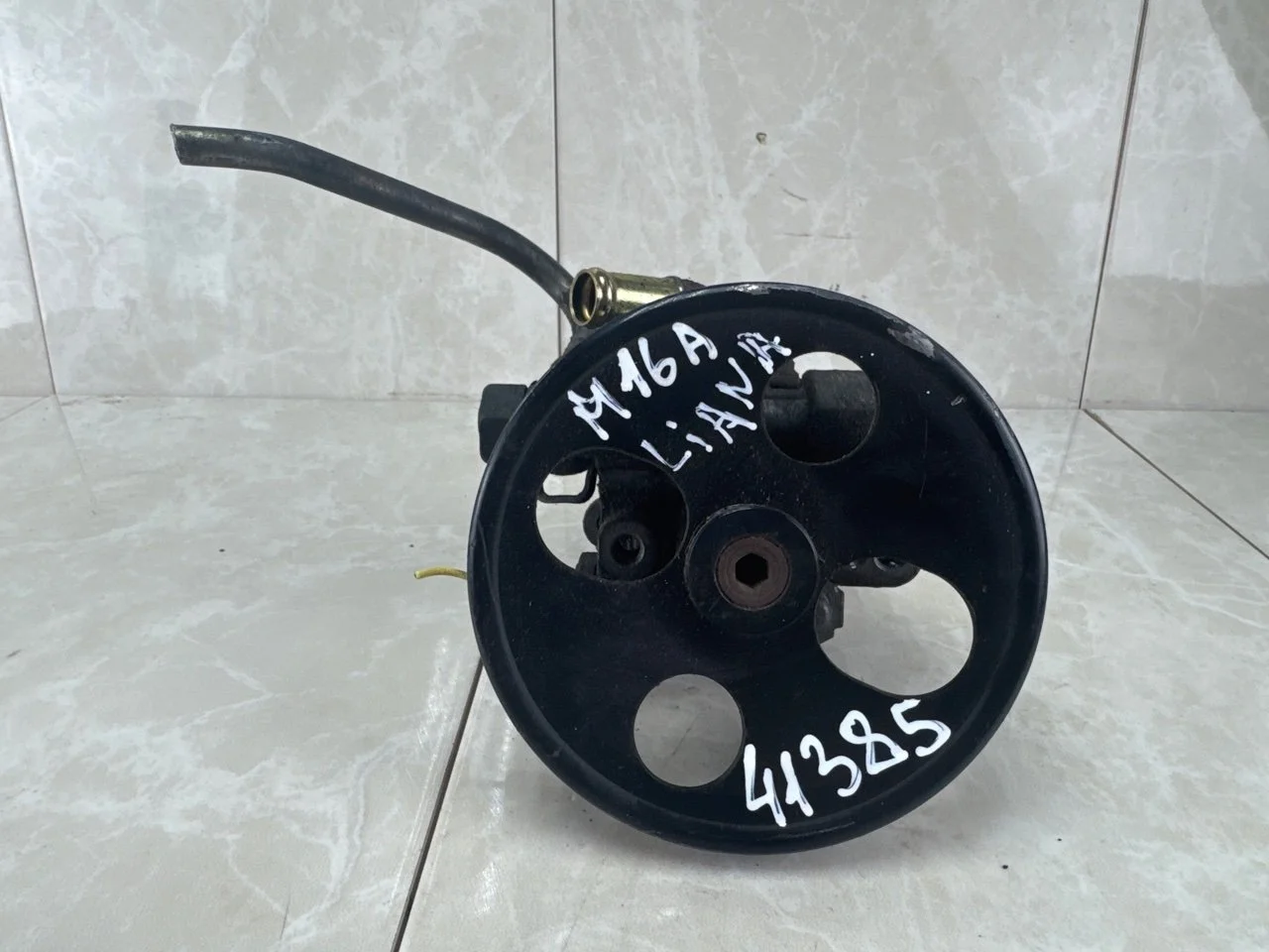 Насос ГУР Suzuki Liana 2001-2007 4911054G00 1.6 M16A