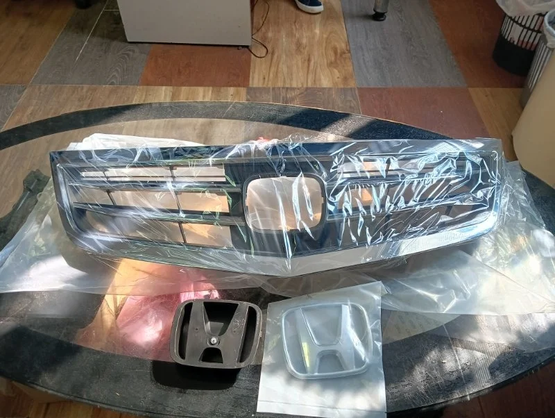 Решетка радиатора Honda Accord 8 2010-2012