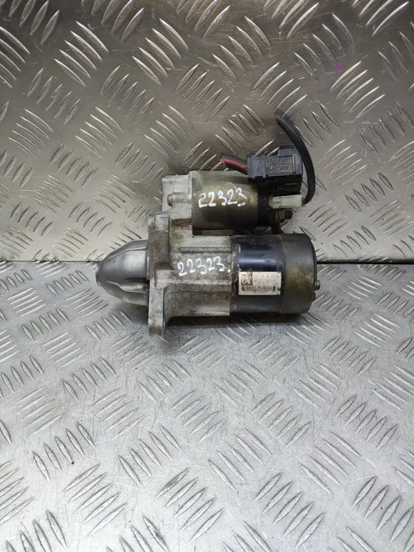 Стартер Mazda 323 Familia BPD418400A ZM ZL