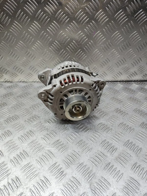 Генератор Nissan Teana Murano 07-02 23100CN10C J31 Z50 VQ35DE