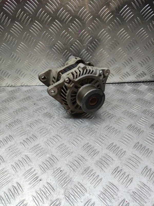 Генератор Nissan Pathfinder 231001AT1A R51 YD25 DDTI