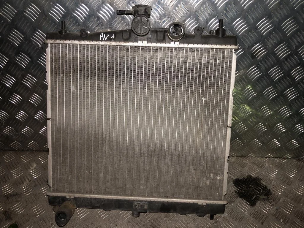 Радиатор охлаждения ДВС NISSAN Micra III K12E 200