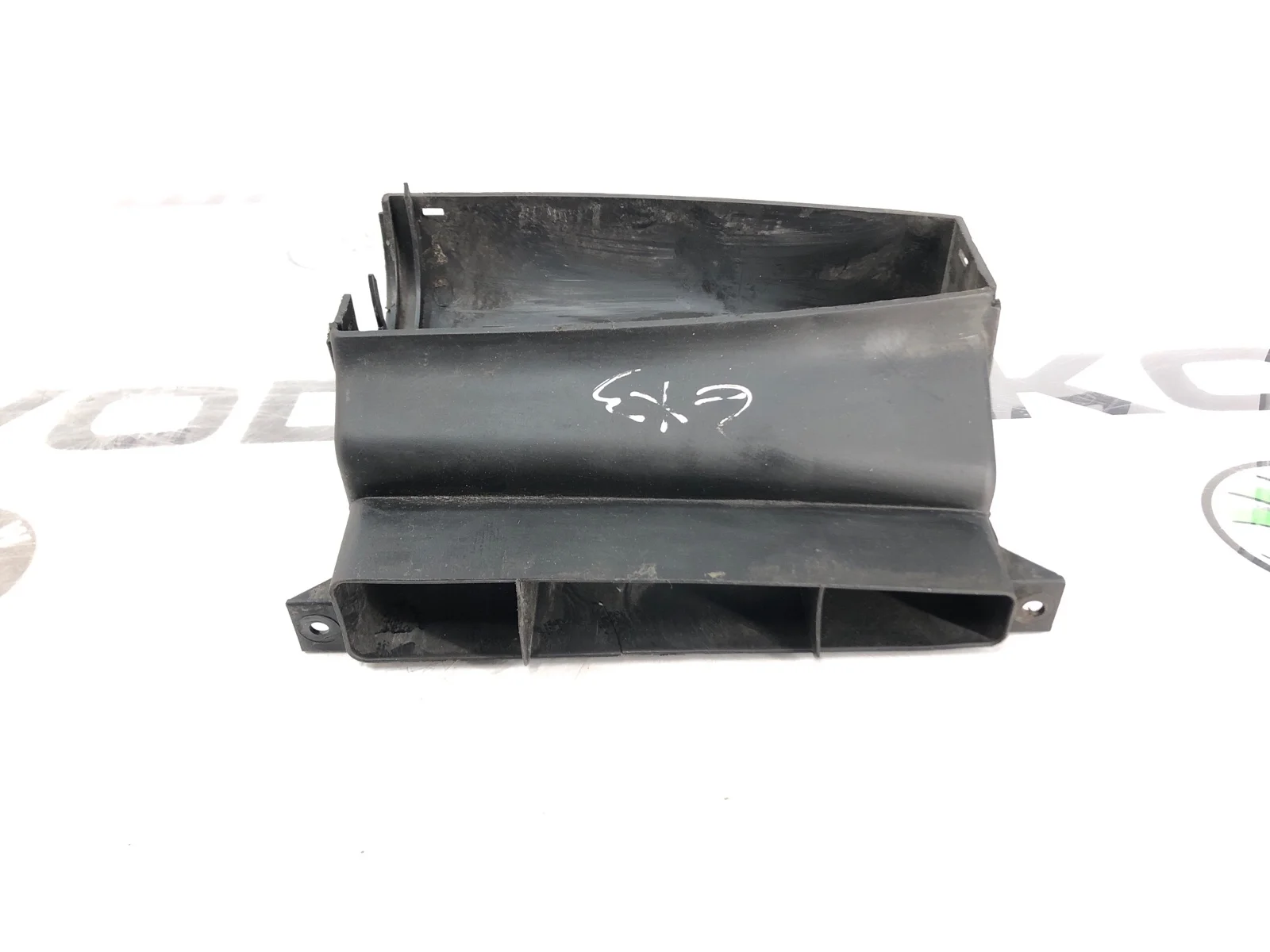 Воздухозаборник Skoda Octavia 2010 1K0805971C A5 (1Z) 1.4 CAXA