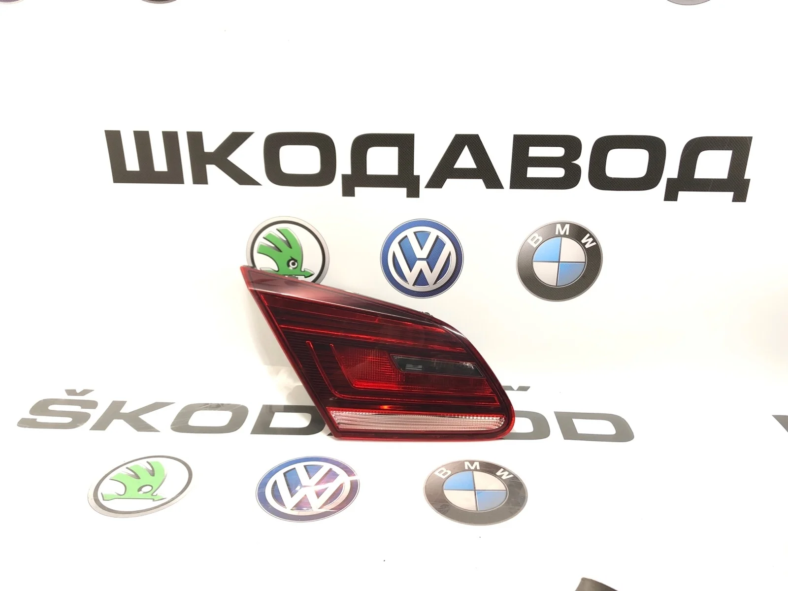 Фонарь в крышку багажника Volkswagen Passat Cc 2012 3C8945307P 1.8 CDAB, левый