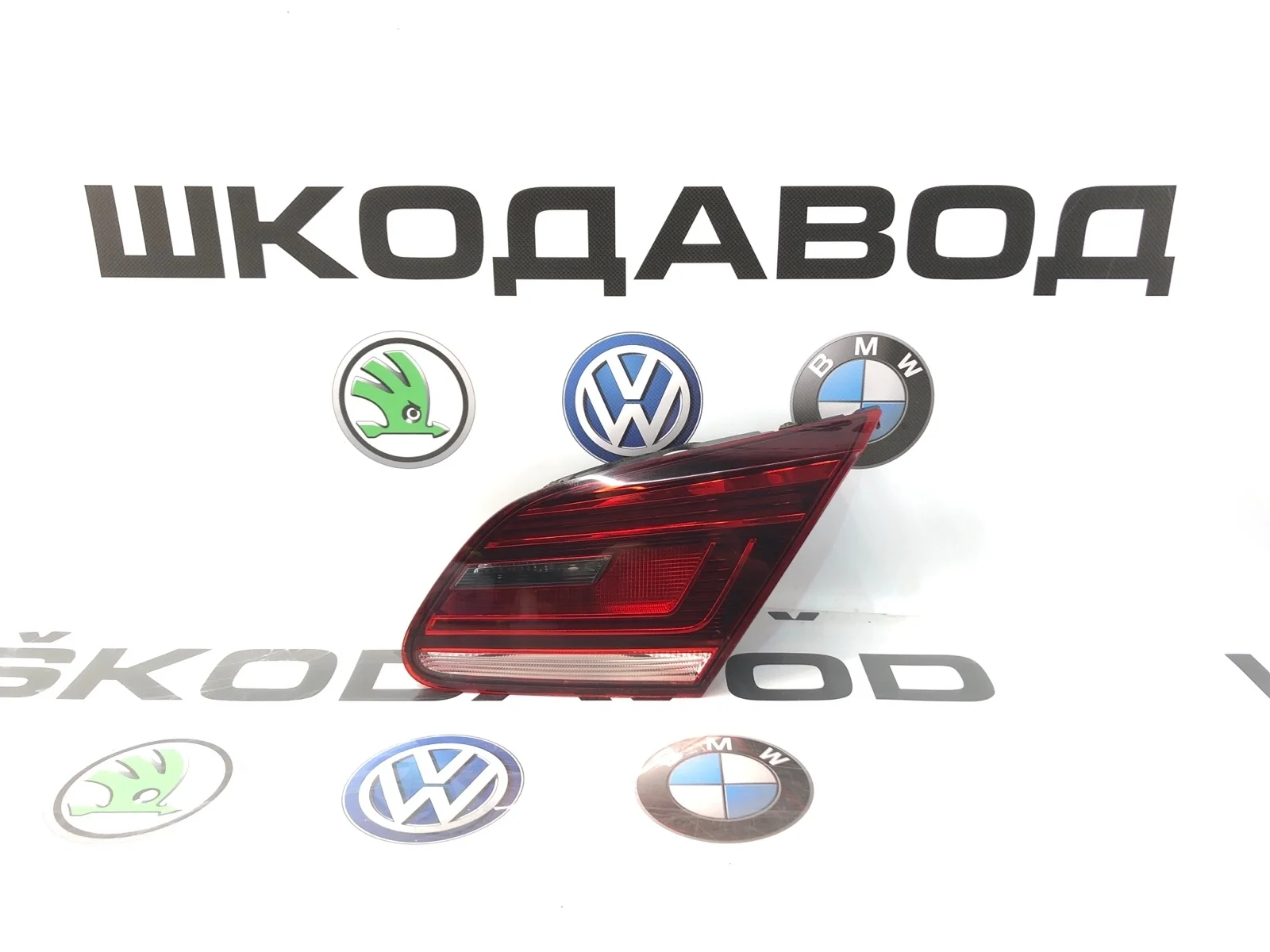 Фонарь в крышку багажника Volkswagen Passat Cc 2012 3C8945308P 1.8 CDAB, правый