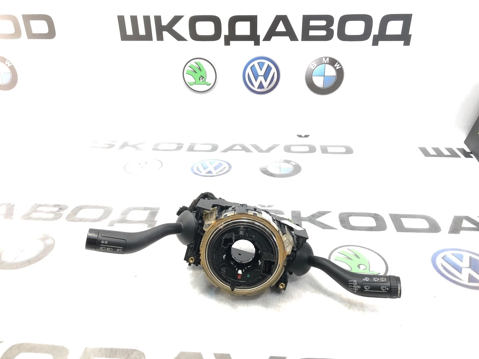 Подрулевой переключатель Volkswagen Touareg 2007 8E0953541E 1 GP РЕСТАЙЛИНГ 3.0 BKS