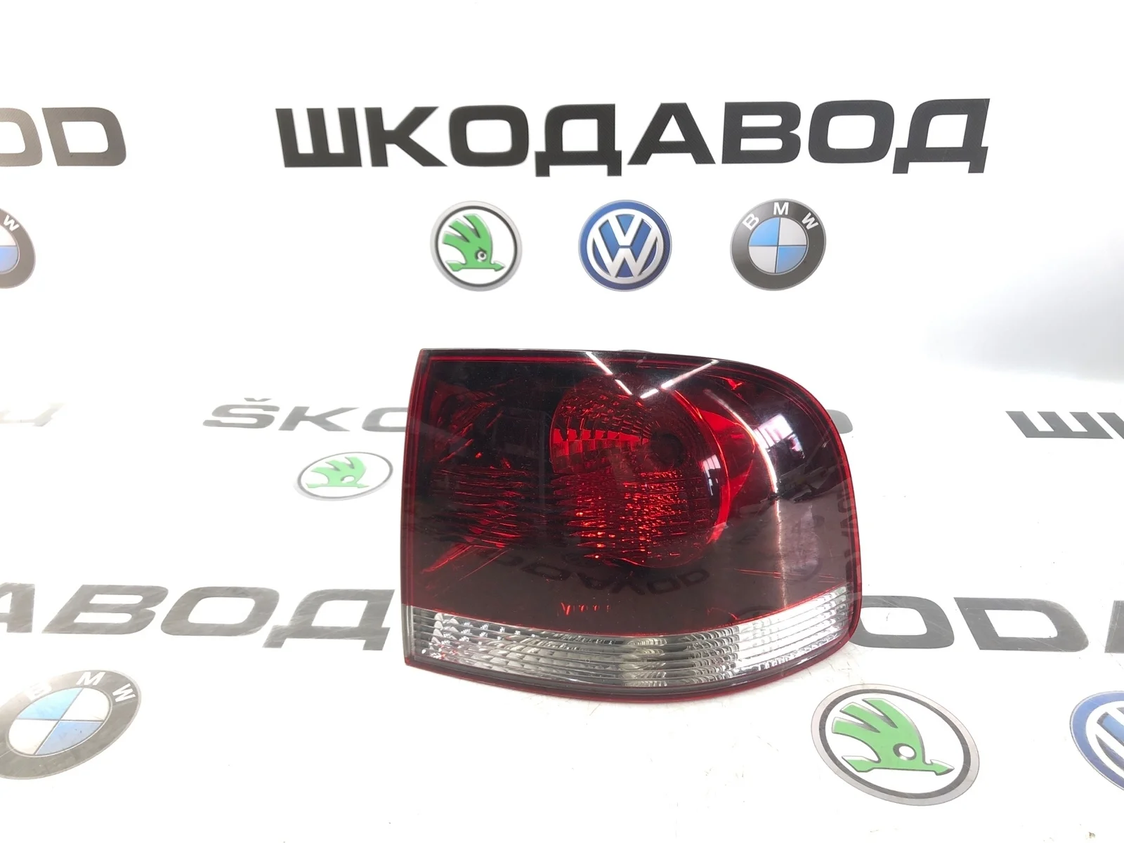 Фонарь Volkswagen Touareg 2007 7L6945096R 1 GP РЕСТАЙЛИНГ 3.0 BKS, задний правый