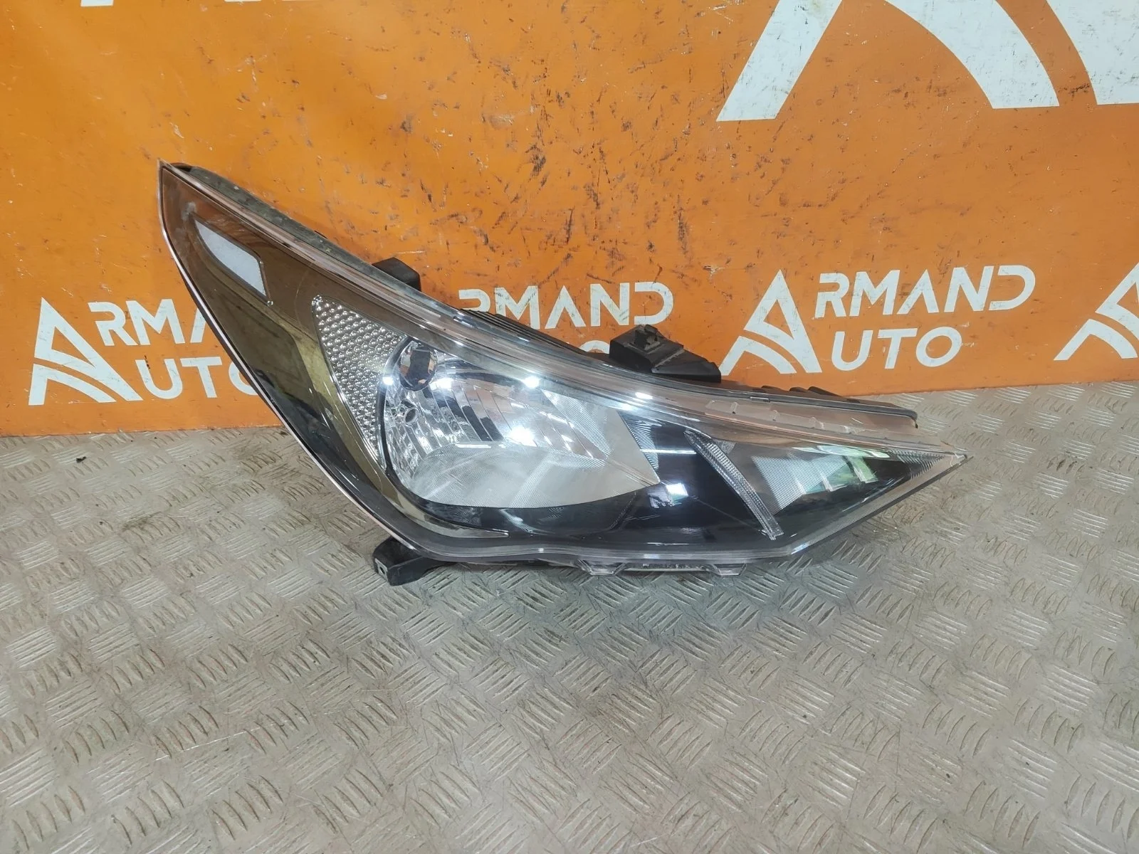 Фара Hyundai Solaris 2020-нв