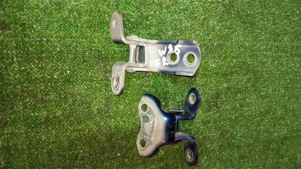Б.у. петля двери TOYOTA PRIUS ZVW30 TOYOTA PRIUS ZVW30