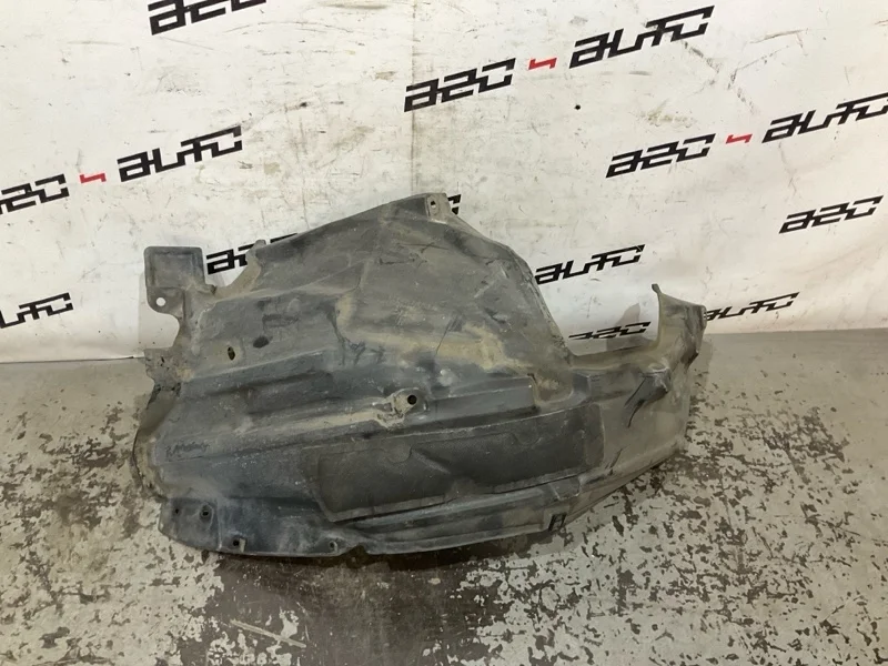 Подкрылок Nissan Cima 638421MA1A Y51 3.5, передний правый