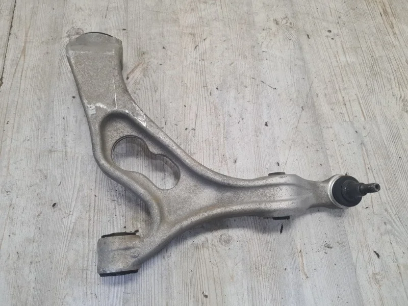 Рычаг поперечный VW Touareg NF 2010 7P