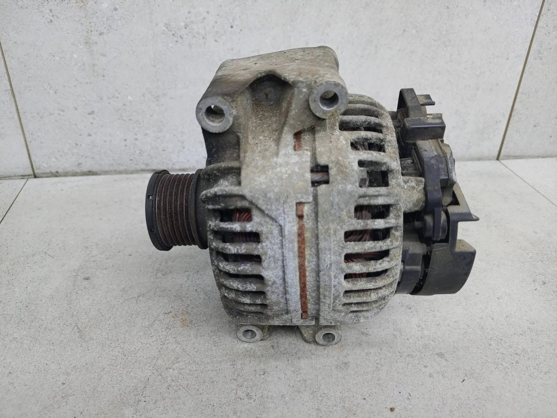Генератор Mercedes-Benz Vito W638 2002 A0121545402