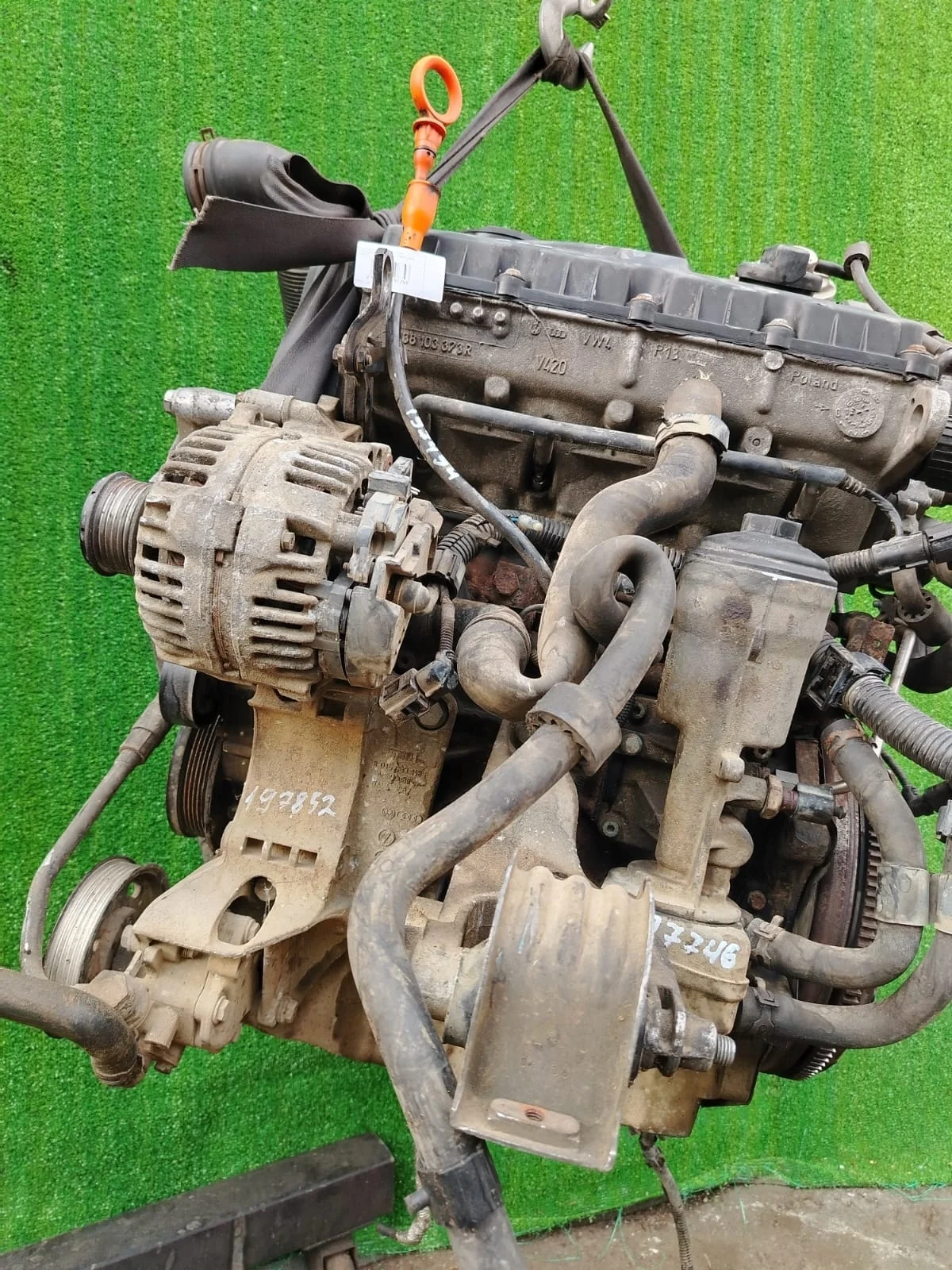 Форсунка топливная, насос-форсунка AUDI A3, SKODA OCTAVIA 1U/1Z VOLKSWAGEN GOLF 4/5/5+, JETTA 5, PASSAT B5+/B6, CADDY, TOURAN 1,9 TDI 2004- б/у A3(2004-2013);OCTAVIA 1Z(2004-2012);GOLF 5(2004-2009);CADDY(2004-2014);TOURAN(2003-2010)