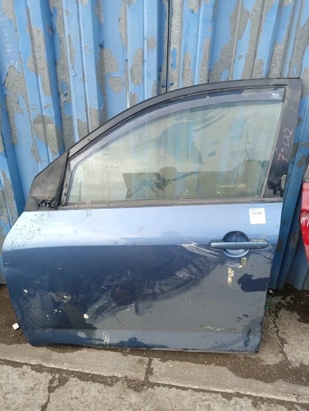 Дверь Toyota RAV4 2006-2012 30