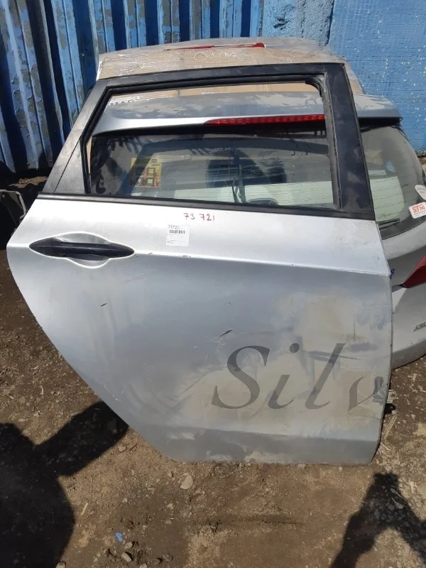 Дверь Hyundai i30 2015-2017 GD