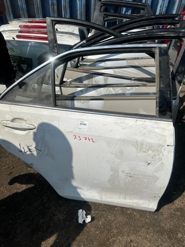 Дверь Toyota Camry 2006-2011 40