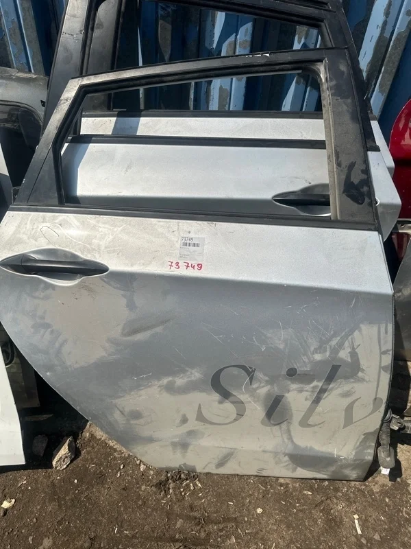 Дверь Hyundai i30 2015-2017 GD