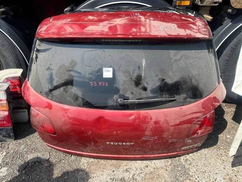 Дверь багажника Peugeot 4008 2012-2017