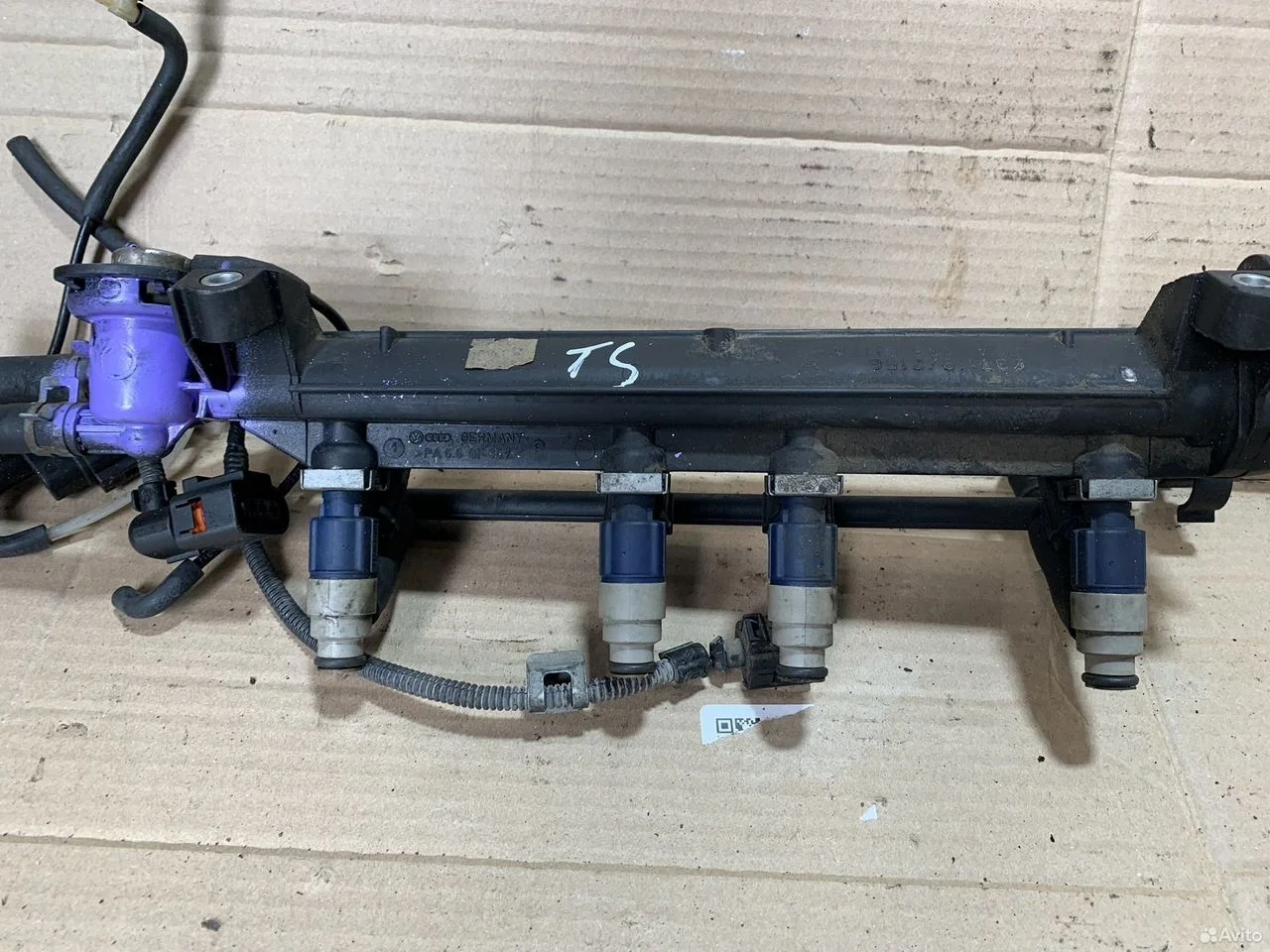 Топливная форсунка 06a906031ac 2.0 axa volkswagen