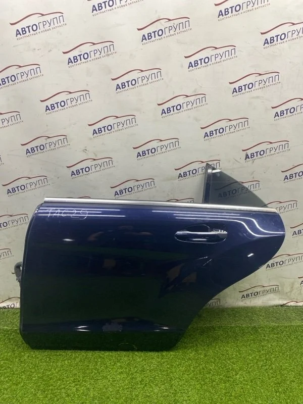 Дверь MB CLS550 2012 C218 W218