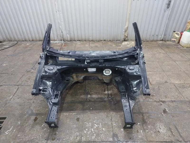 Кузов передняя часть Volkswagen Golf R 2023