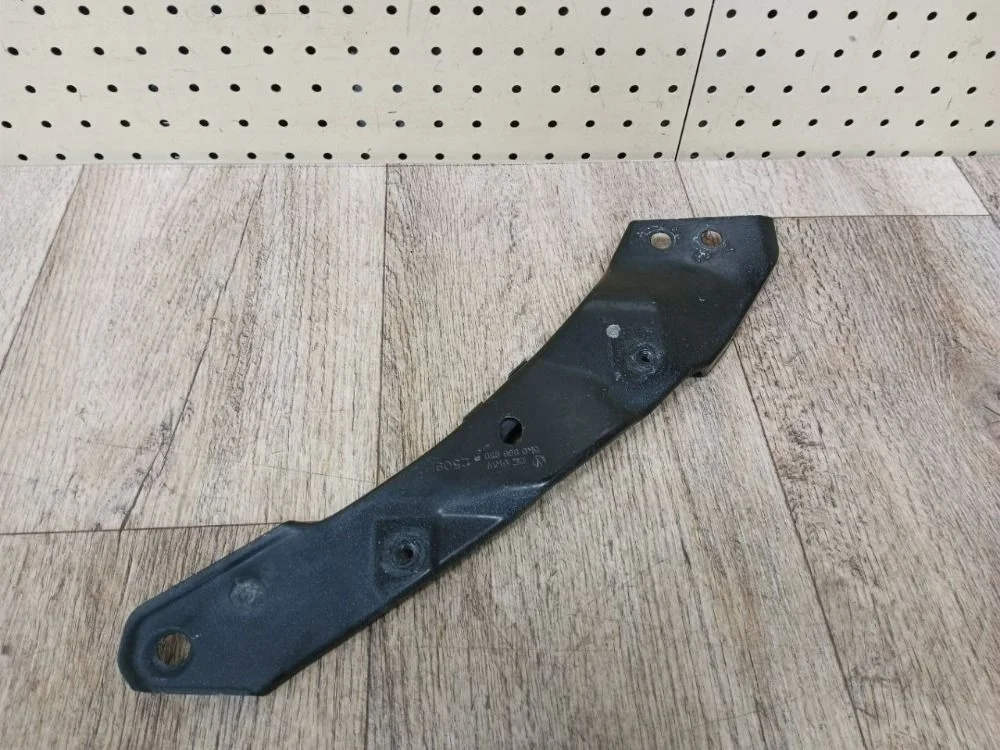 Кронштейн передней панели Volkswagen Golf Mk6 (2008—2012) Golf Mk6 (2008—2012) MK6