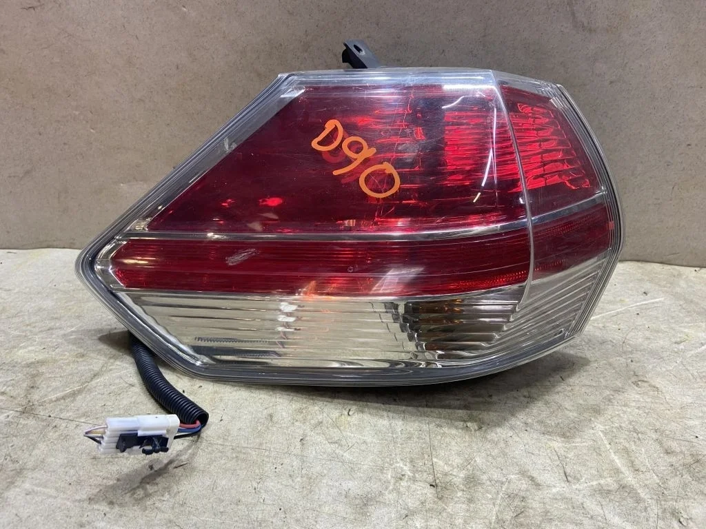 Фонарь задний левый Nissan X-Trail T32 265554CA0B