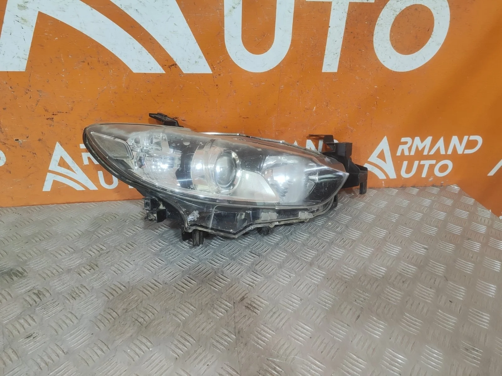 Фара Mazda 6 2012-2018 3 GJ