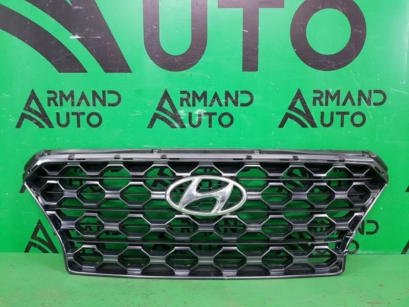Решетка радиатора HYUNDAI SANTA FE 2018 4 TM