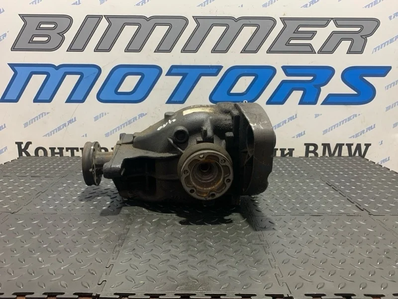 Редуктор Bmw X5 33107510656 E53 M54B30, задний