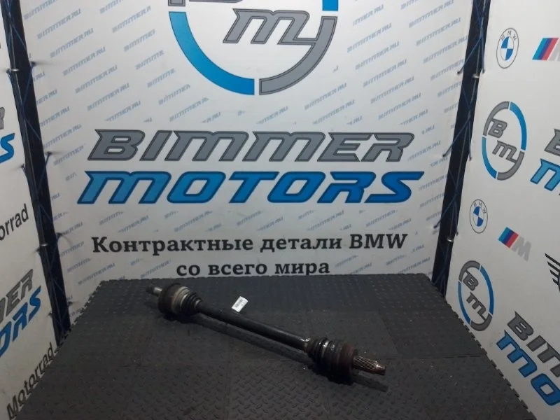 Привод Bmw X5 33208609838 E70 N52B30, задний