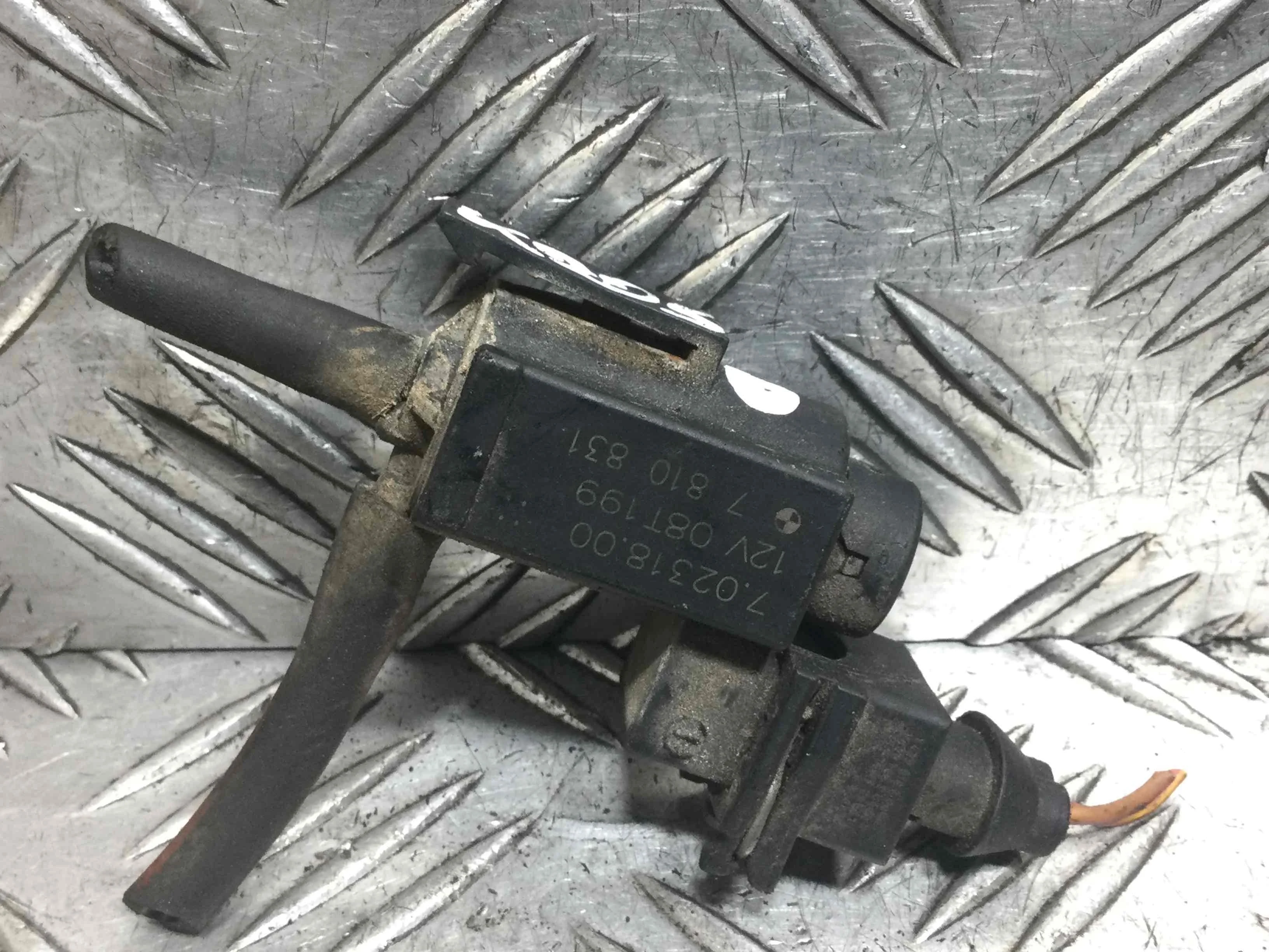 Клапан электромагнитный BMW 3-Series 3-Series E90/E91/E92/E93 2005 - 2010 дизель 3.0 TD Механика Седан