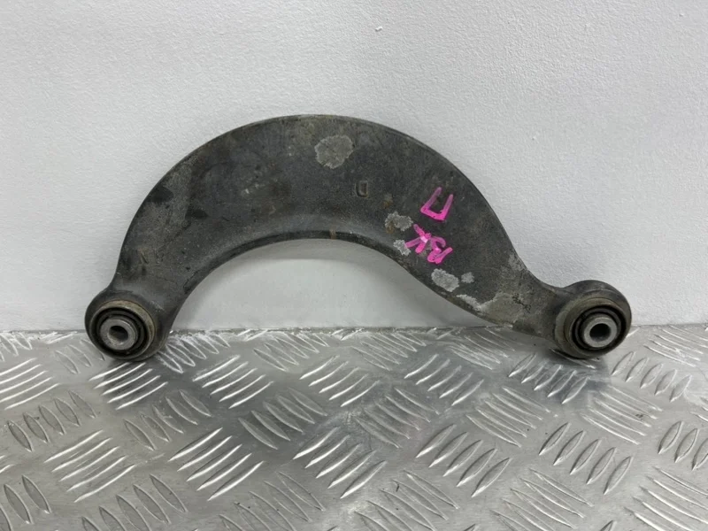 Рычаг верхний Mazda 3 BK