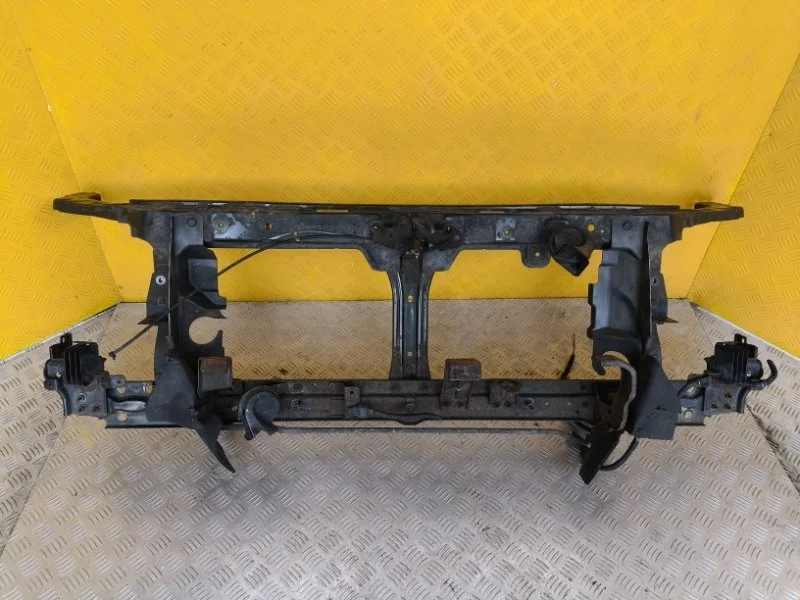 Передняя панель крепления облицовки (телевизор) Nissan Pathfinder (R51M) 2004-2013 2006 Внедорожник
