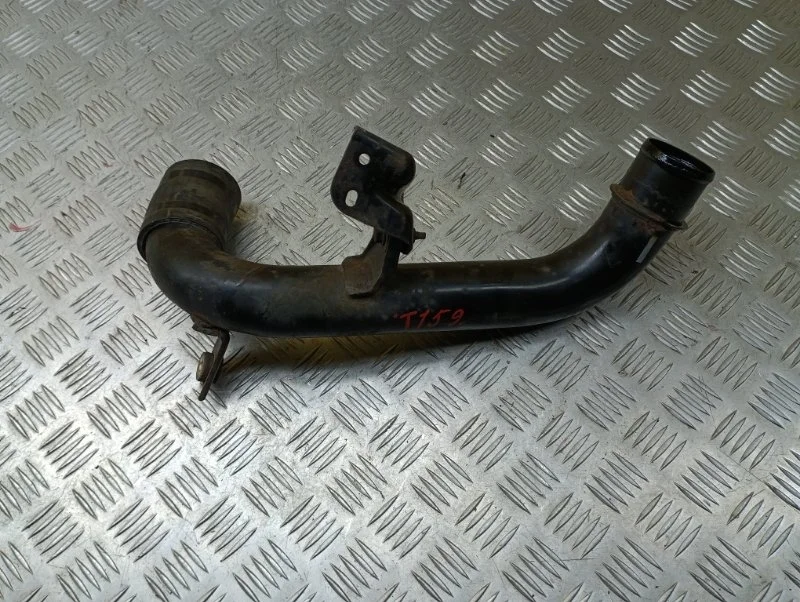 Патрубок интеркулера Nissan Pathfinder (R51M) 2004-2013 2006 Внедорожник