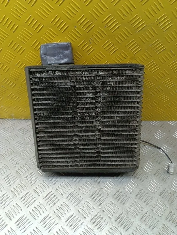 Испаритель кондиционера Toyota Land Cruiser (100) 1998-2007 2004 Внедорожник