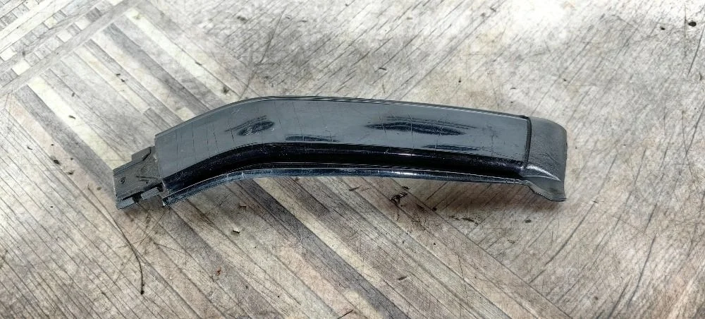 Молдинг крыши правый Range Rover L322 02-12