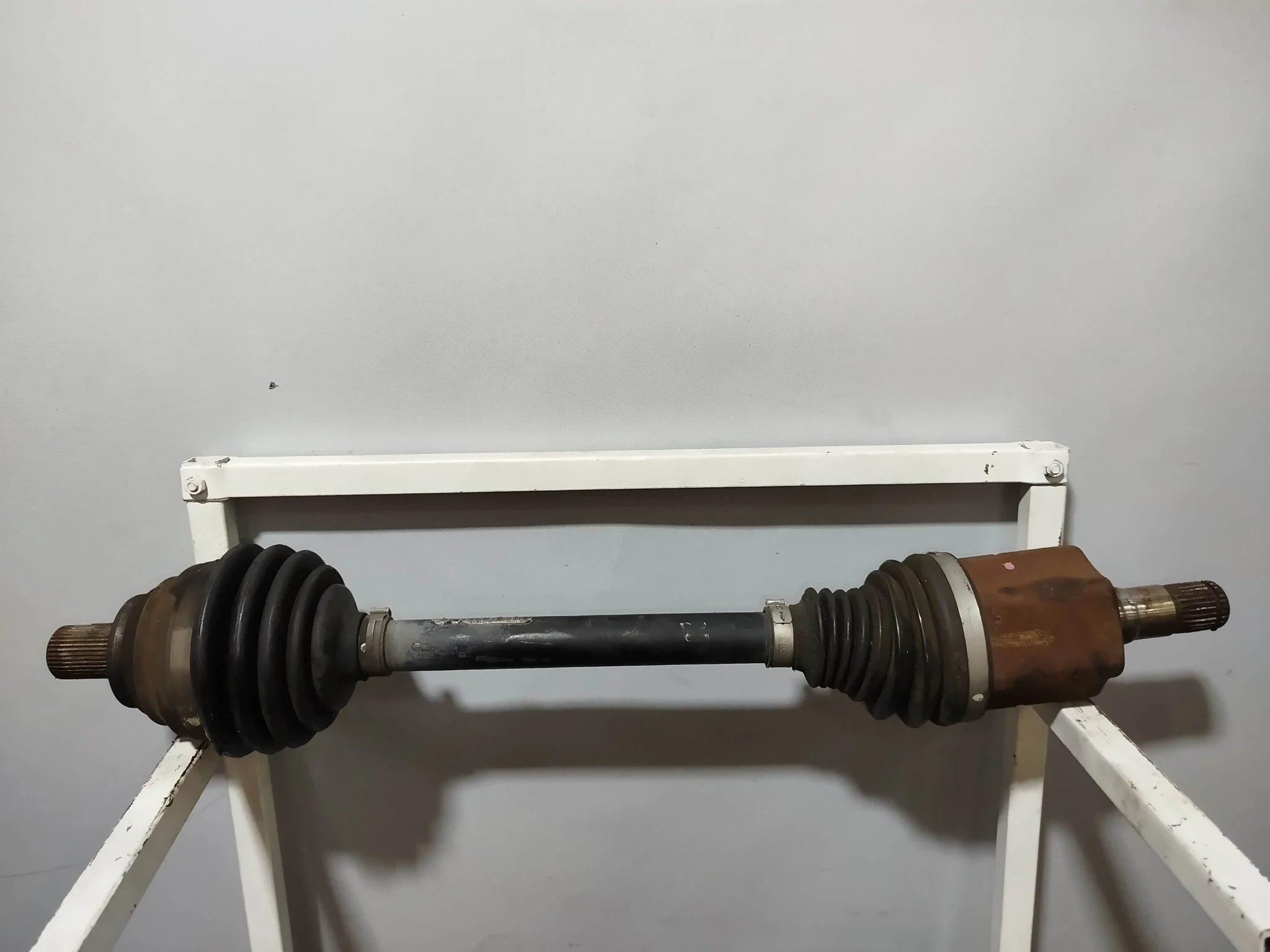 ПРИВОД ... VOLKSWAGEN SKODA SEAT ... BSE BVY BVZ ... PASSAT TOLEDO TOURAN ... 8PA B6 MK5 ПЕРЕДНИЙ ЛЕВЫЙ КОРОТКИЙ ПОД БОЛТ АТМ 2WD 4WD 1K0407271BD NA7348