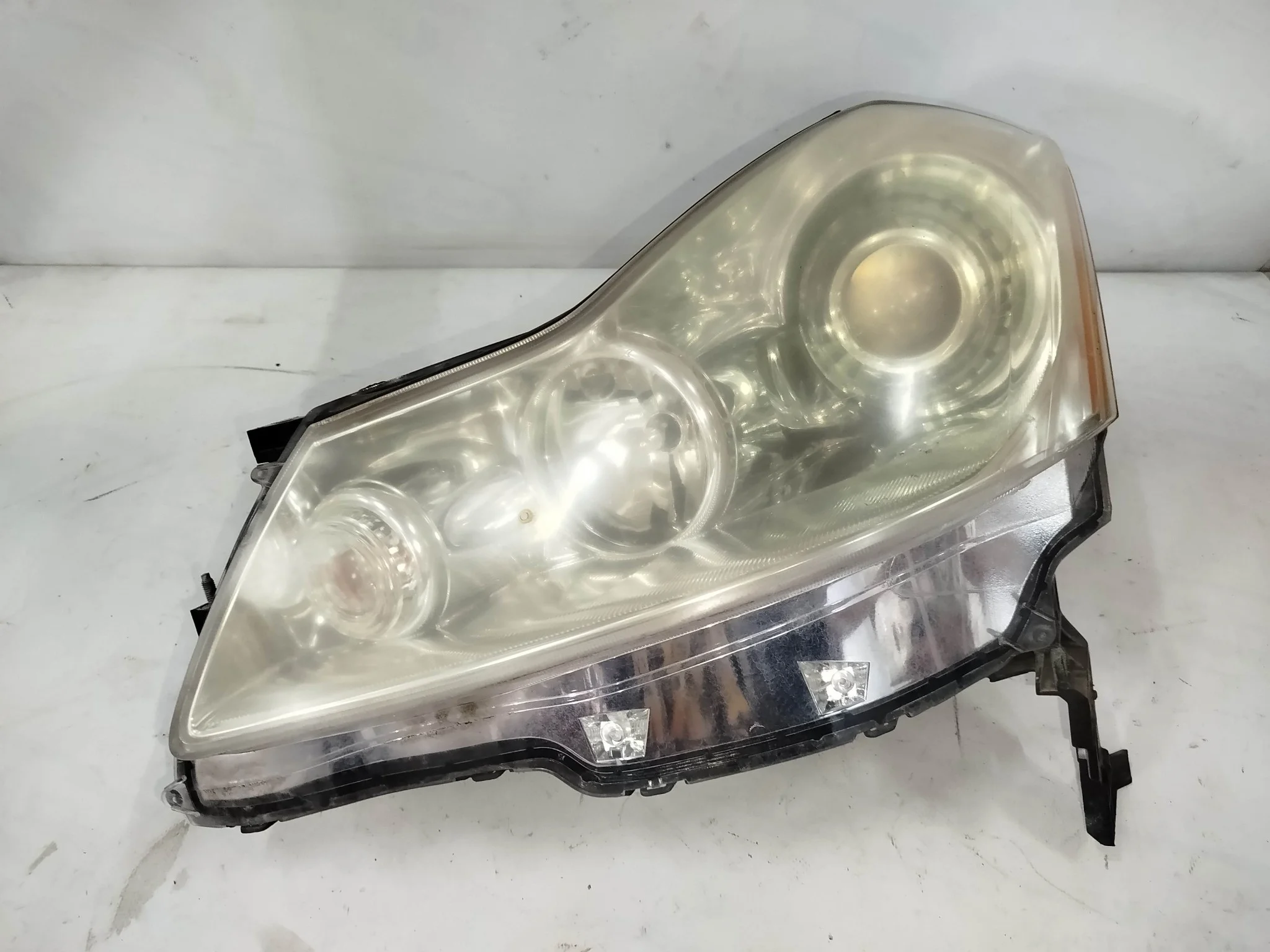ФАРА NISSAN INFINITI FUGA M35 M45 GY50 PNY50 PY50 Y50 4770 CHROME XENON AFS GT КОРРЕКТОР ФАР ЛЕВАЯ 26060EG625 NA7477