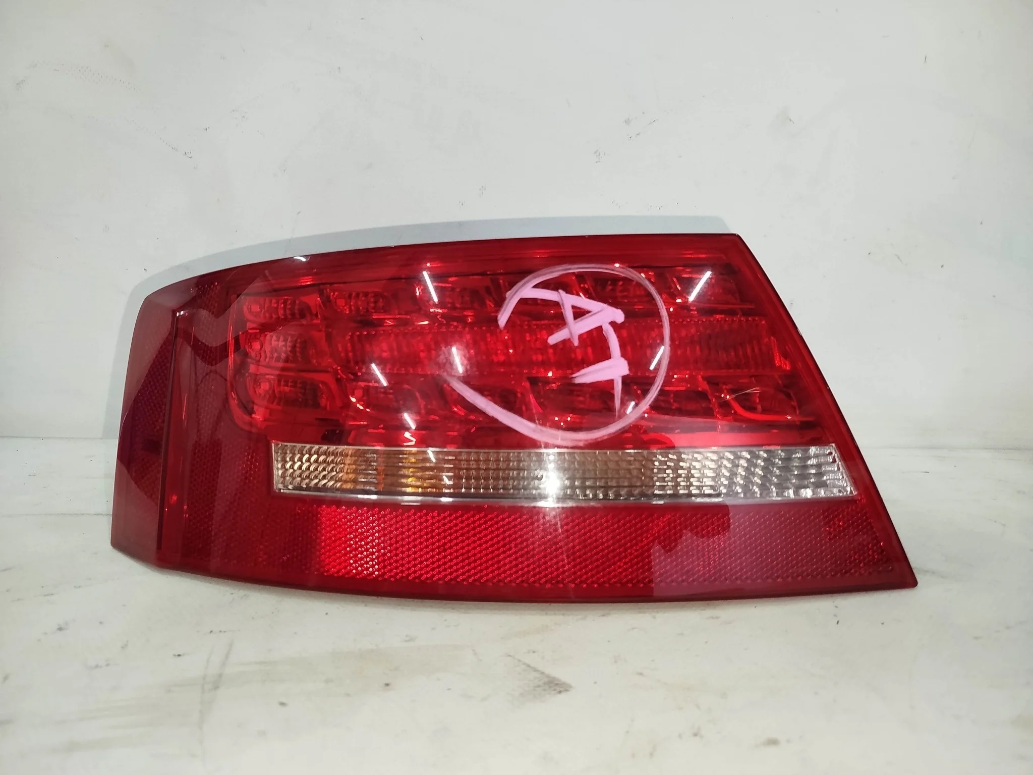 ФОНАРЬ AUDI A5 8TA LIFTBACK LED 1 МОДЕЛЬ ЛЕВЫЙ 8T8945095D NA7460