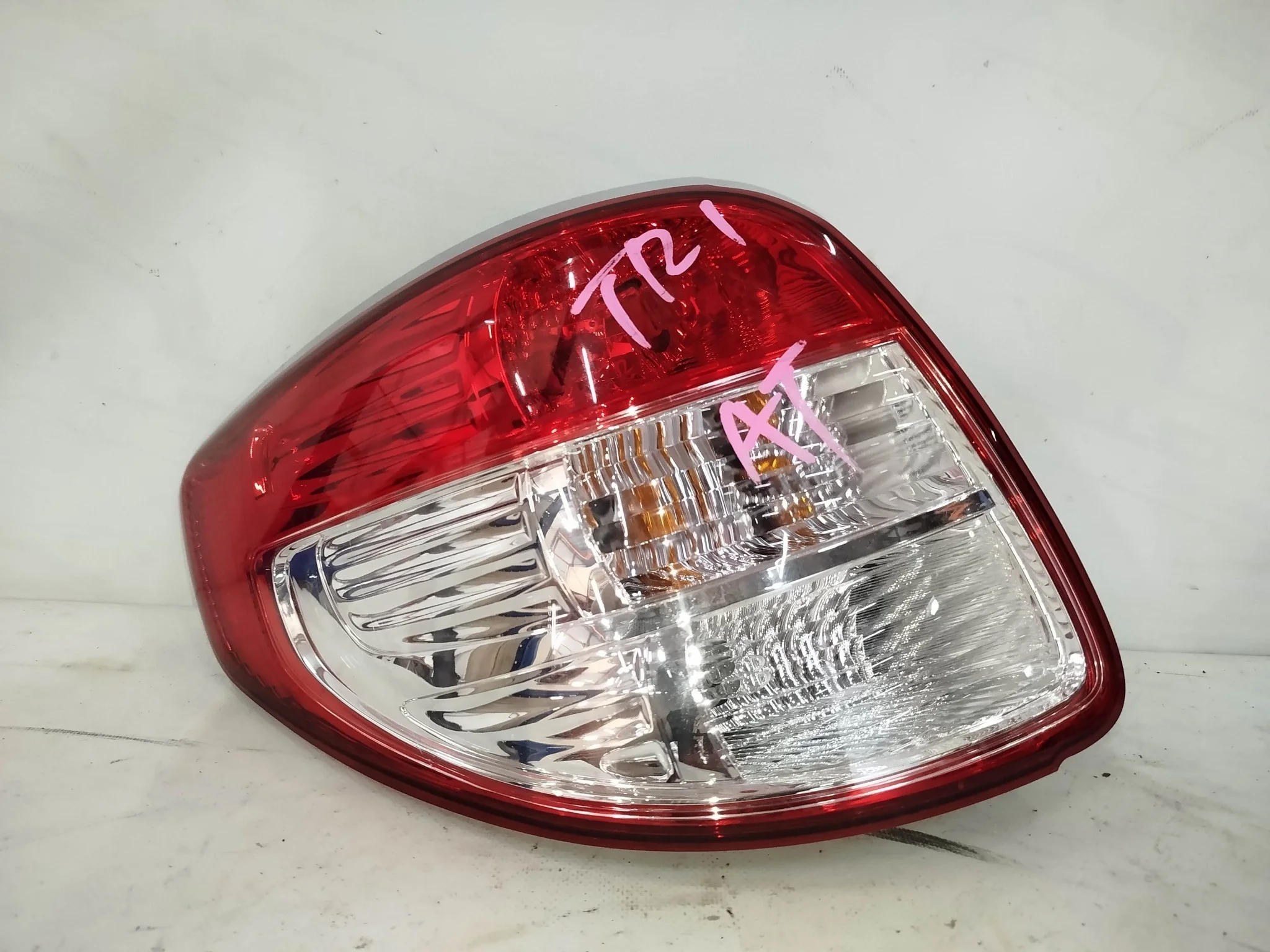 ФОНАРЬ SUZUKI SX4 YA11S YA41S YB11S YB41S 22059135 1 МОДЕЛЬ ЛЕВЫЙ 3567080JA0 NA7459