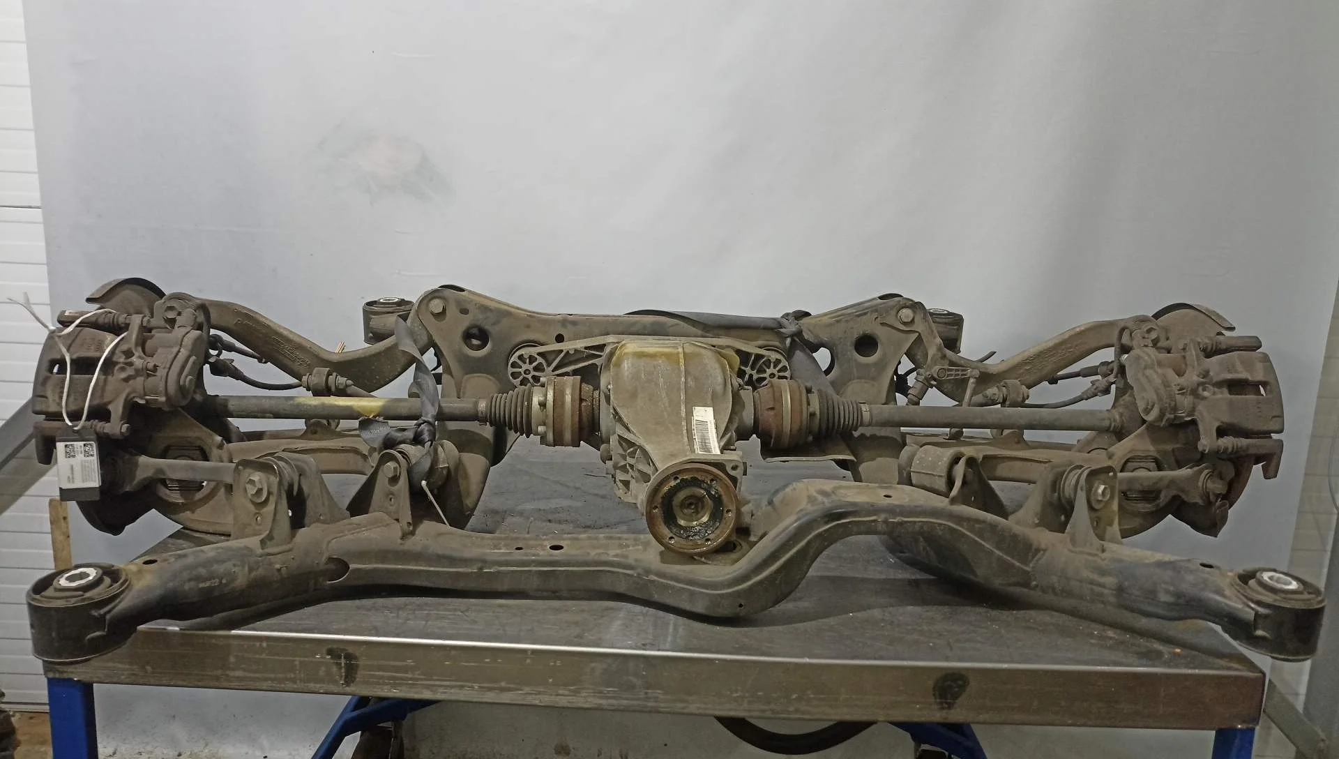 БАЛКА ПОДВЕСКИ ЗАДНЯЯ AUDI A4 A5 S4 S5 8F7 8K2 8K5 8KH 8T3 8TA B8 ЗАДНЯЯ В СБОРЕ 4WD ABS 8K0505235AH NE277