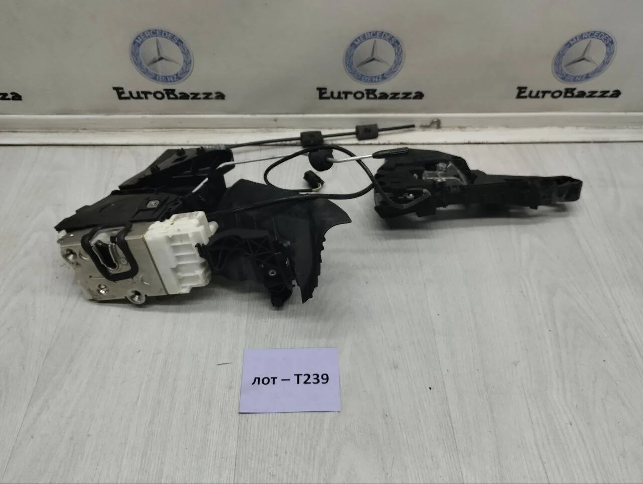 Дверной замок задний правый Mercedes W164
