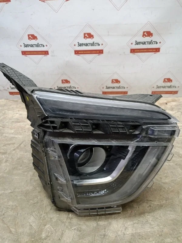 Фара правая Hyundai Creta 2020-нв 92102BW010 2