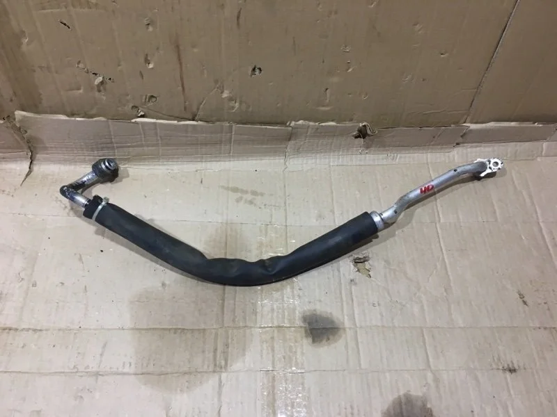 Трубка кондиционера Toyota Land Cruiser 2010 8871160820 URJ200 1VD-FTV 4.5